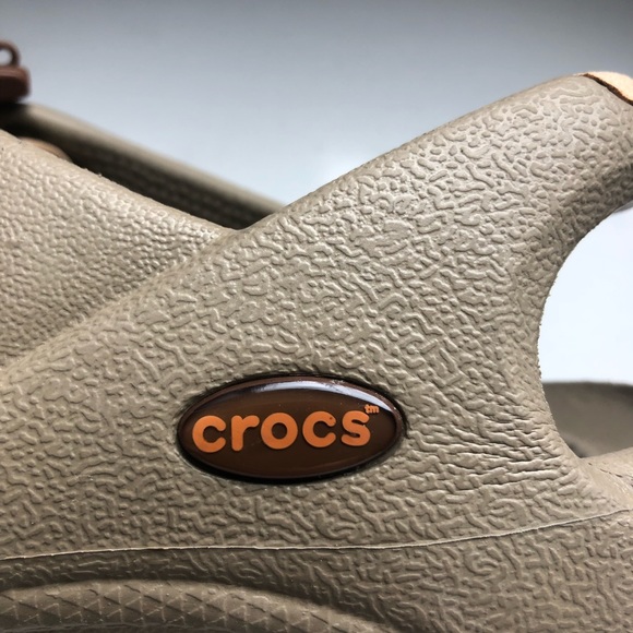 Crocs Sz 8 “Bite Collection” Good condition Mens size 6 - Picture 3 of 8